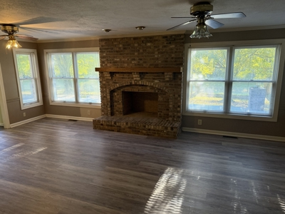 Home in Tompkinsville on 4.73+/- Acres - image 27