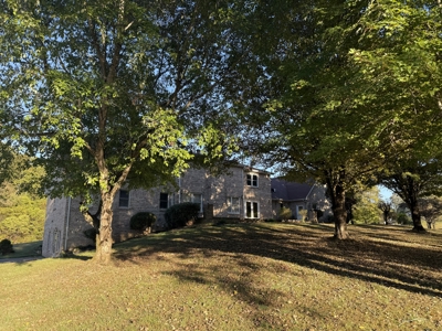 Home in Tompkinsville on 4.73+/- Acres - image 4