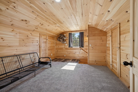 Custom-Built Homestead on Unrestricted Acreage in Fentress County - image 21