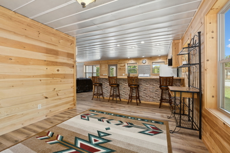 Custom-Built Homestead on Unrestricted Acreage in Fentress County - image 12