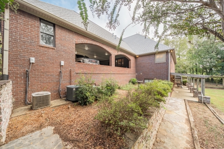 Luxury 4BR Ripley Home with Custom Kitchen & Game Room - image 11