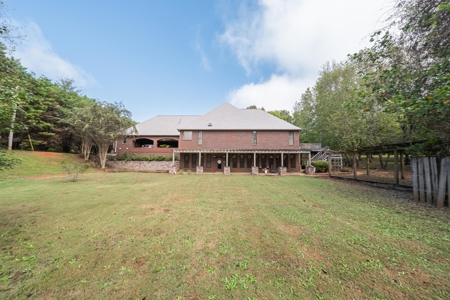 Luxury 4BR Ripley Home with Custom Kitchen & Game Room - image 9