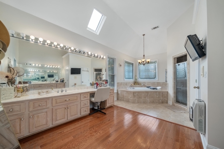 Luxury 4BR Ripley Home with Custom Kitchen & Game Room - image 37