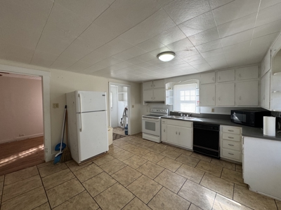 Cottage Sytle Home Located In Meadows Of Dan, Va Area - image 25
