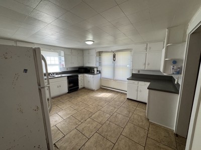 Cottage Sytle Home Located In Meadows Of Dan, Va Area - image 24