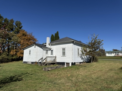 Cottage Sytle Home Located In Meadows Of Dan, Va Area - image 2