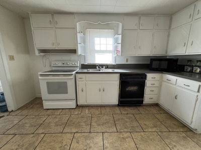 Cottage Sytle Home Located In Meadows Of Dan, Va Area - image 27
