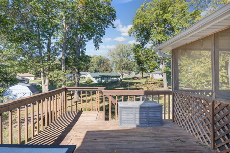 Spacious 6-Bedroom Dream Home on 1.69 Acres in Town! - image 7