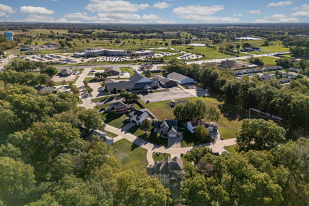 Spacious 6-Bedroom Dream Home on 1.69 Acres in Town! - image 11