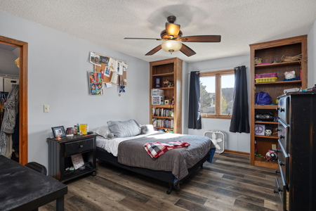 Spacious 6-Bedroom Dream Home on 1.69 Acres in Town! - image 36