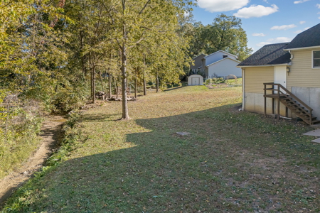 Spacious 6-Bedroom Dream Home on 1.69 Acres in Town! - image 6