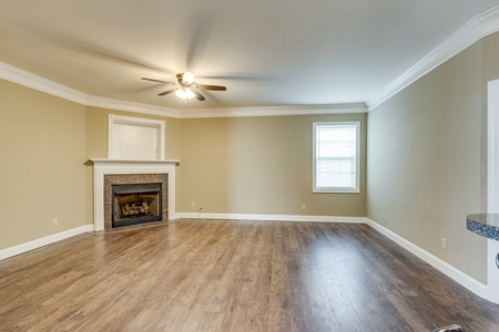 Country Home for Sale in Maury County, Tennessee - image 12