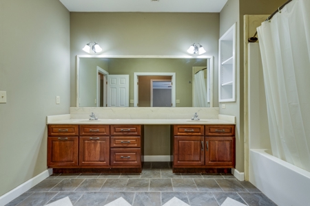 Country Home for Sale in Maury County, Tennessee - image 19