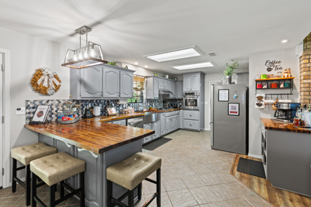 34 Acres with Stunning Mountain Views – Income-Producing Home - image 6