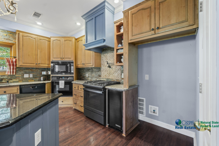 Luxury Home with Guest House on 1.6 Acres For Sale in Searcy, AR - image 18