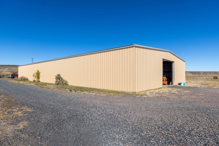 Eastern Oregon Lost Prairie Farm - image 31