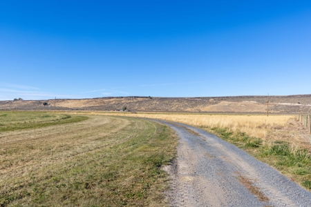 Eastern Oregon Lost Prairie Farm - image 30
