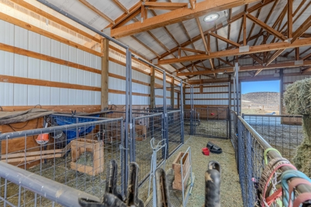 Eastern Oregon Lost Prairie Farm - image 23