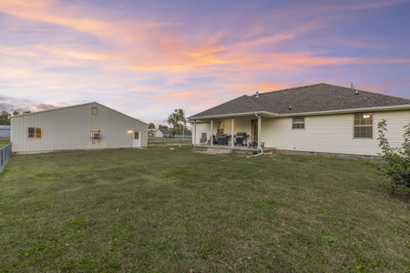 Home with Land For Sale Lamar, MO - image 23