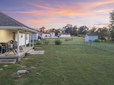 Home with Land For Sale Lamar, MO - image 27