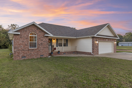 Home with Land For Sale Lamar, MO - image 21