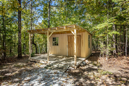 Ozarks 3 Bed/2 Bath Lake Life Retreat On A Small Acreage - image 3