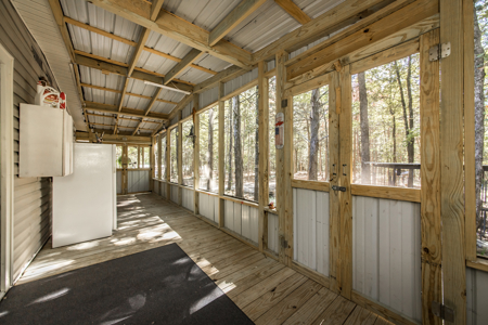 Ozarks 3 Bed/2 Bath Lake Life Retreat On A Small Acreage - image 50