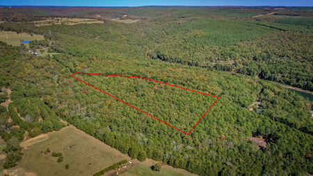 Ozarks 3 Bed/2 Bath Lake Life Retreat On A Small Acreage - image 16