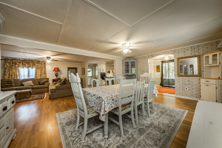 Ozarks 3 Bed/2 Bath Lake Life Retreat On A Small Acreage - image 26