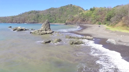 2,000m2 OCEANFRONT LAND IN CAMBUTAL - image 1