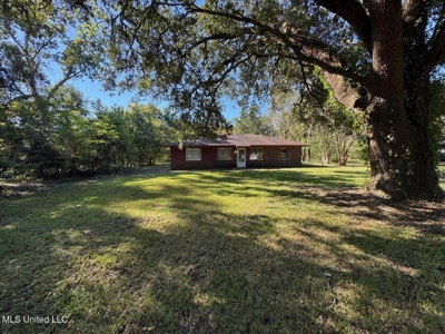 Peaceful Home Near Alexandria & Pineville on 1.41 Acres - image 1