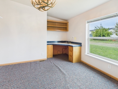 Small-Town Living in Ferdinand, ID - image 28