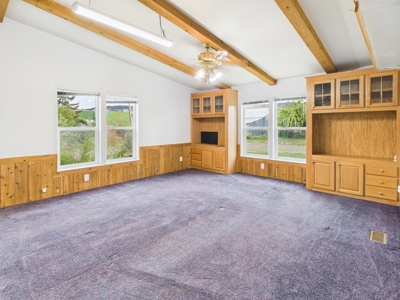 Small-Town Living in Ferdinand, ID - image 22