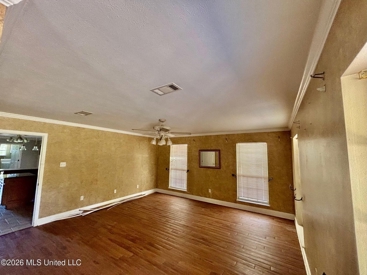 Listing 8