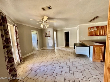 Listing 8
