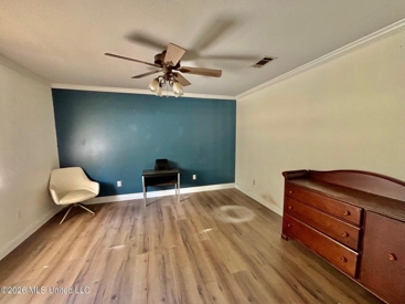 Listing 8