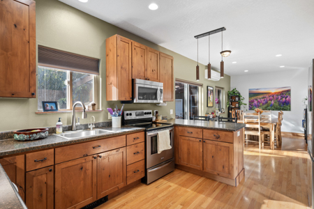 Just Wow! 4 Bed, 3 Bath Newer Home in Moscow, Idaho - image 10