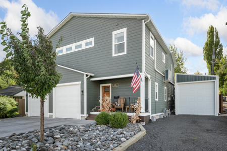 Just Wow! 4 Bed, 3 Bath Newer Home in Moscow, Idaho - image 3