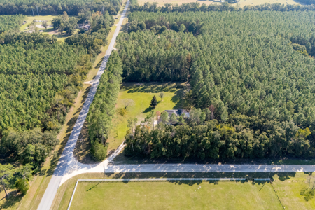 Chiefland Country 3/2 Home on 4.38 acres, Levy County, Florida - image 34