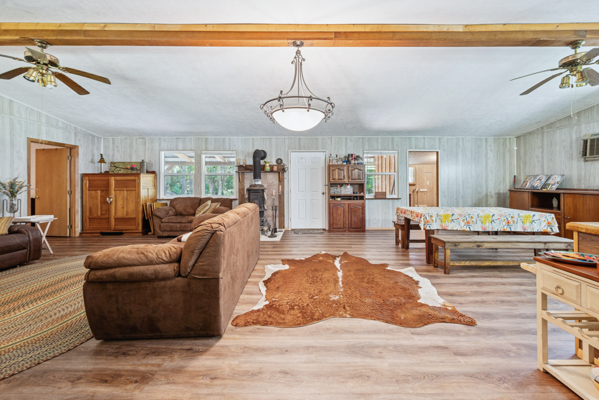 30 Acres Cedar Key, FL /Furnished Hunting Retreat / Mins. to Gulf