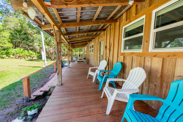 30 Acres Cedar Key, FL /Furnished Hunting Retreat / Mins. to Gulf