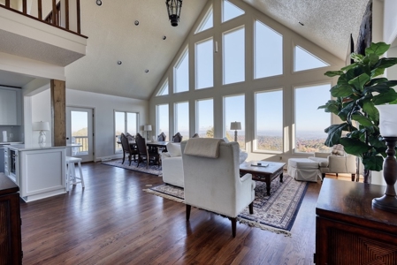 Stunning Home With View For Sale in Floyd VA - image 11