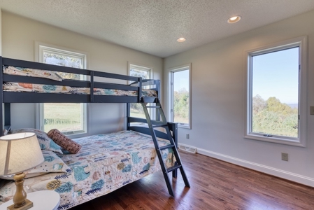 Stunning Home With View For Sale in Floyd VA - image 27