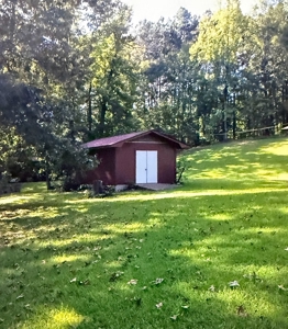 Beautiful Home with 6.6 Acres Near Millwood Lake! - image 13