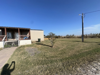 Enjoy quiet country life in this manufactured home on over a acre - image 2