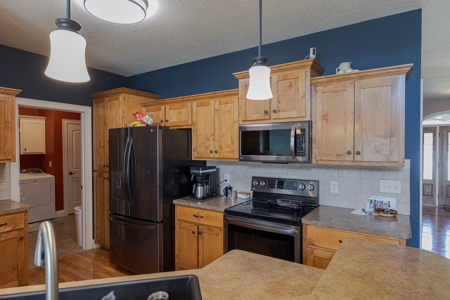 Beautiful Home for Sale in Lamar, MO, Barton County MO - image 9