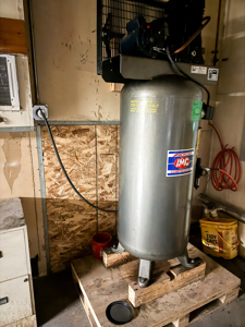 Historic Downtown Lewistown Commercial Building - image 7