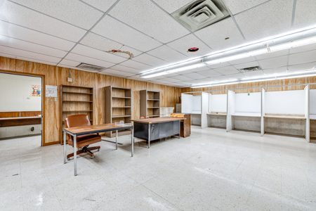Discover a versatile commercial property with endless potential! - image 24