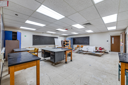 Discover a versatile commercial property with endless potential! - image 25