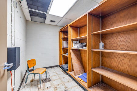 Discover a versatile commercial property with endless potential! - image 11